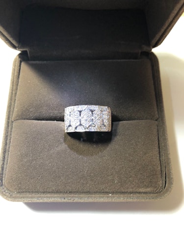 ダイヤモンドリング(指輪) k18 トータル 2ct