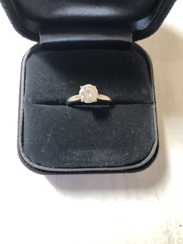 ダイヤモンドリング(指輪) pt900 1ct