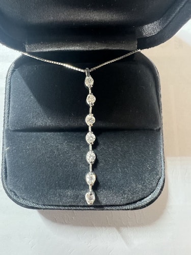 ダイヤモンドネックレス pt900 0.5ct