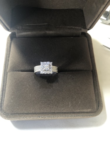 ダイヤモンドリング(指輪) k18 0.3ct