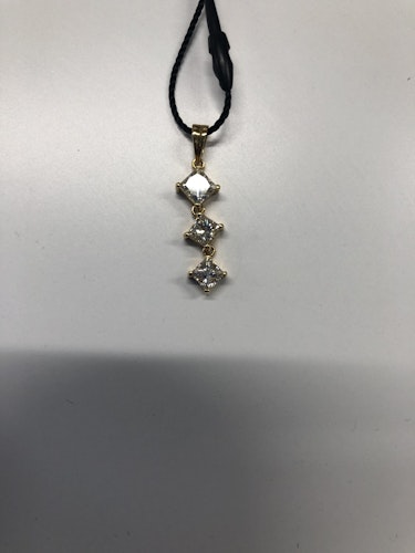 ダイヤモンドペンダント 18k