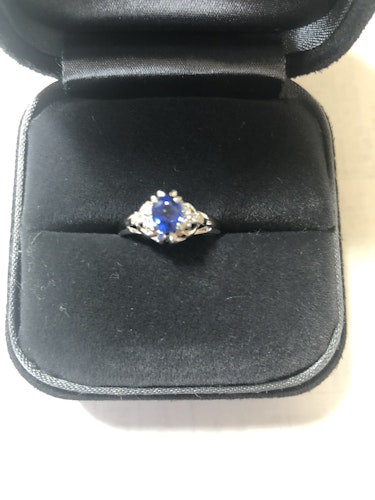 サファイアリング(指輪) pt900