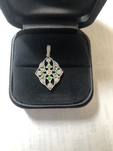 ダイヤモンドペンダント pt900 2ct