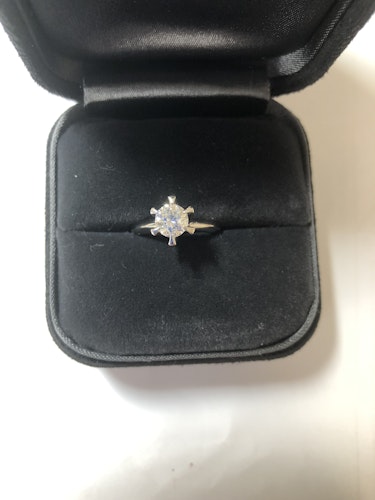 ダイヤモンドリング(指輪) pt900 0.7ct