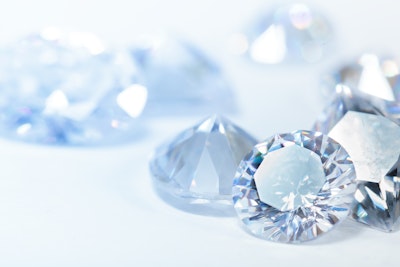 終活や生前整理で見つけたダイヤモンドを高く売る方法とは？