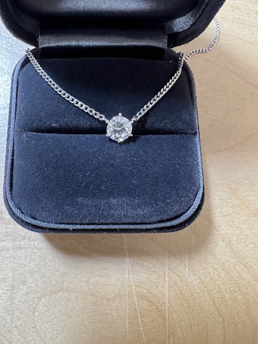 ダイヤモンドペンダント pt900 1ct