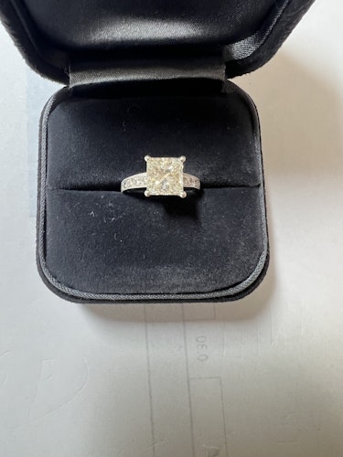 ダイヤモンドリング(指輪) pt900 1ct