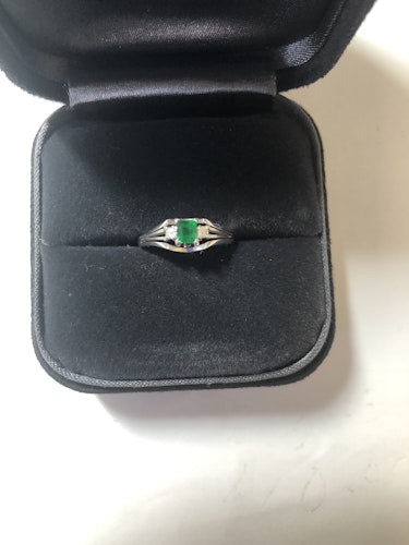 エメラルドリング(指輪) pt900