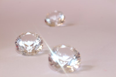 「ダイヤモンドのルース買取」基礎知識と高く売るためのポイント