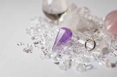 アメジストを高く売る方法とは?買取価格や価値基準についてもご紹介