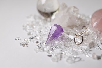 アメジストを高く売る方法とは？買取価格や価値基準についてもご紹介