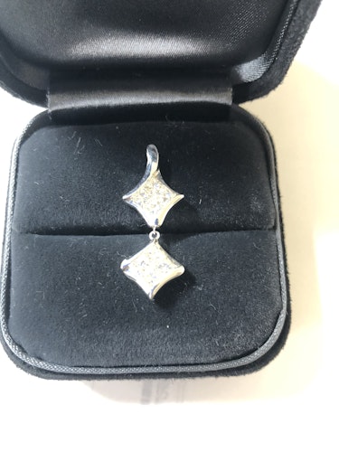 ダイヤモンドペンダント