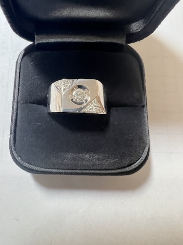 ダイヤモンドリング(指輪) pt900 0.3ct