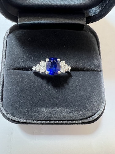 サファイアリング(指輪) pt900