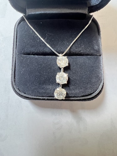 ダイヤモンドネックレス pt900 1ct