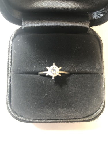 ダイヤモンドリング(指輪)  0.7ct