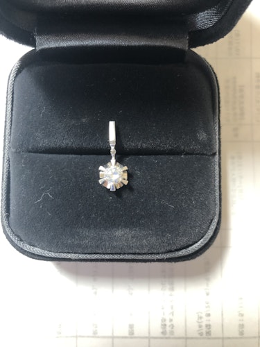 ダイヤモンドペンダント pt900 0.3ct