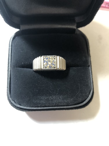 ダイヤモンドリング(指輪)