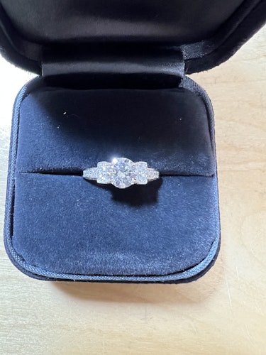 ダイヤモンドリング(指輪) pt900 0.7ct