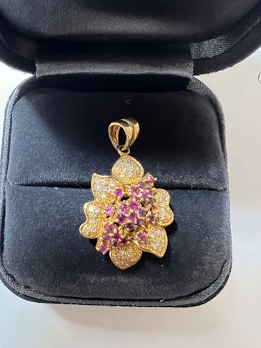 ルビーペンダント 18k