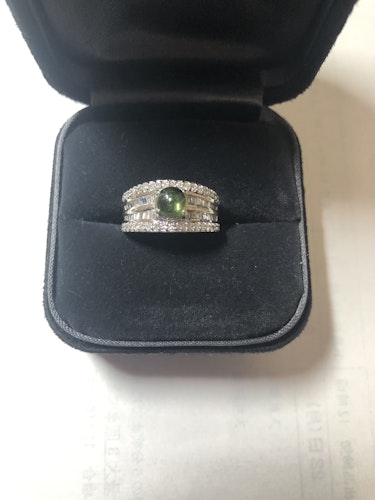 ダイヤモンドリング(指輪) ペリドット