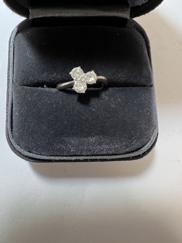 ダイヤモンドリング(指輪) pt900 1ct