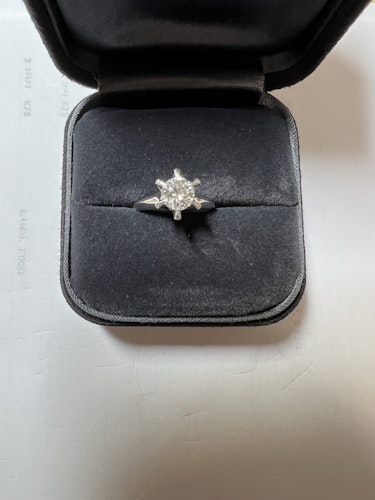 ダイヤモンドリング(指輪) pt900 0.6ct