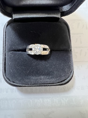 ダイヤモンドリング(指輪) pt900 1.5ct