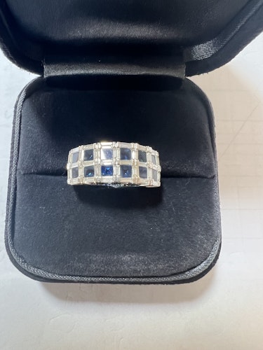 サファイアリング(指輪) pt900