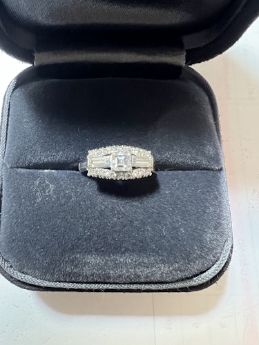 ダイヤモンドリング(指輪) pt900 1ct