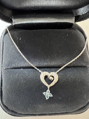 ダイヤモンドペンダント pt900