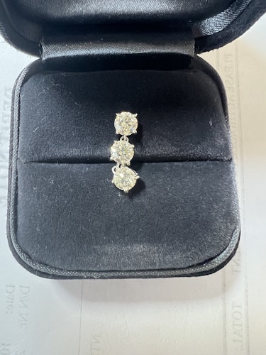 ダイヤモンドペンダント pt900 1ct