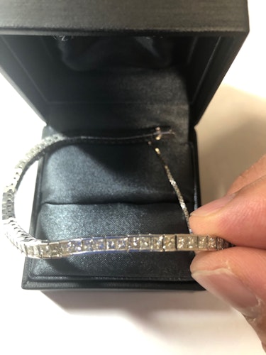 ダイヤモンドブレスレット k18 WG 5ct