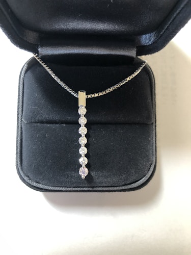 ダイヤモンドネックレス pt900 1ct