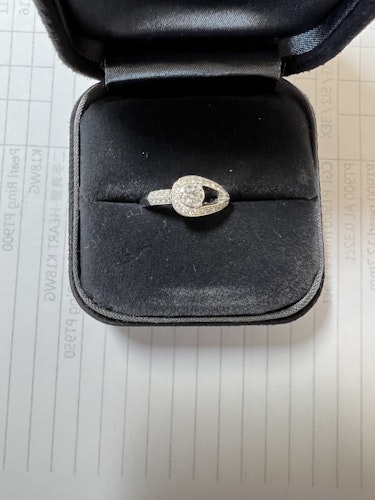 ダイヤモンドリング(指輪) pt900 1ct