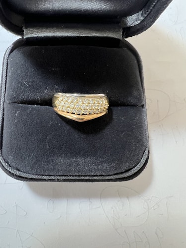 ダイヤモンドリング(指輪)