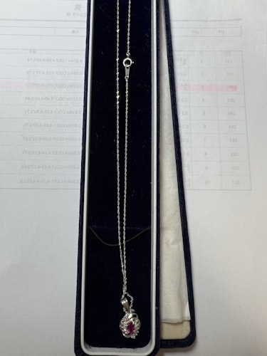 ルビーネックレス pt900