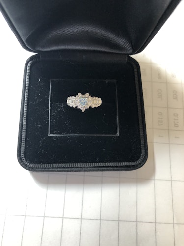 ダイヤモンドリング(指輪) ハートシェイプ 0.8ct