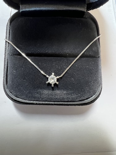 ダイヤモンドペンダント pt900 0.3ct