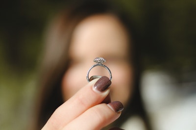 宝石って何?分類と条件について