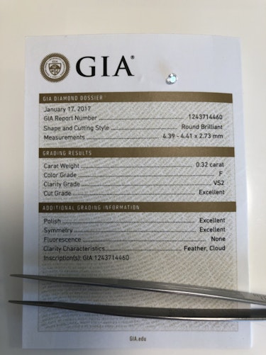 ダイヤモンドルース 0.32ct F VS-2 Excellent