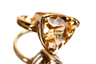 ヘリオドールを高く売る方法とは?買取価格や価値基準は?