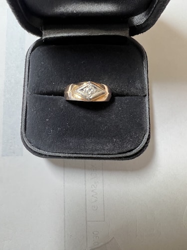 ダイヤモンドリング(指輪) 18k 0.3ct