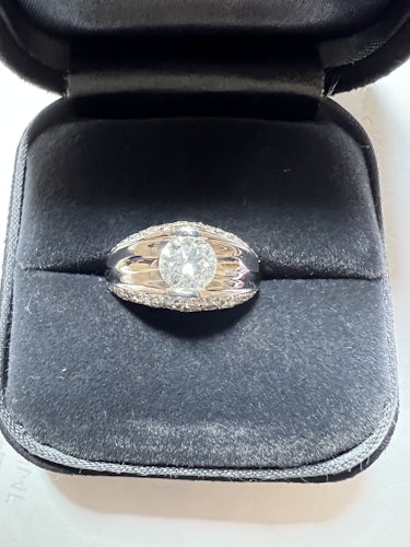 ダイヤモンドリング(指輪) pt900 1ct