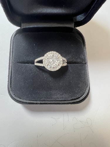 ダイヤモンドリング(指輪) pt900 2ct