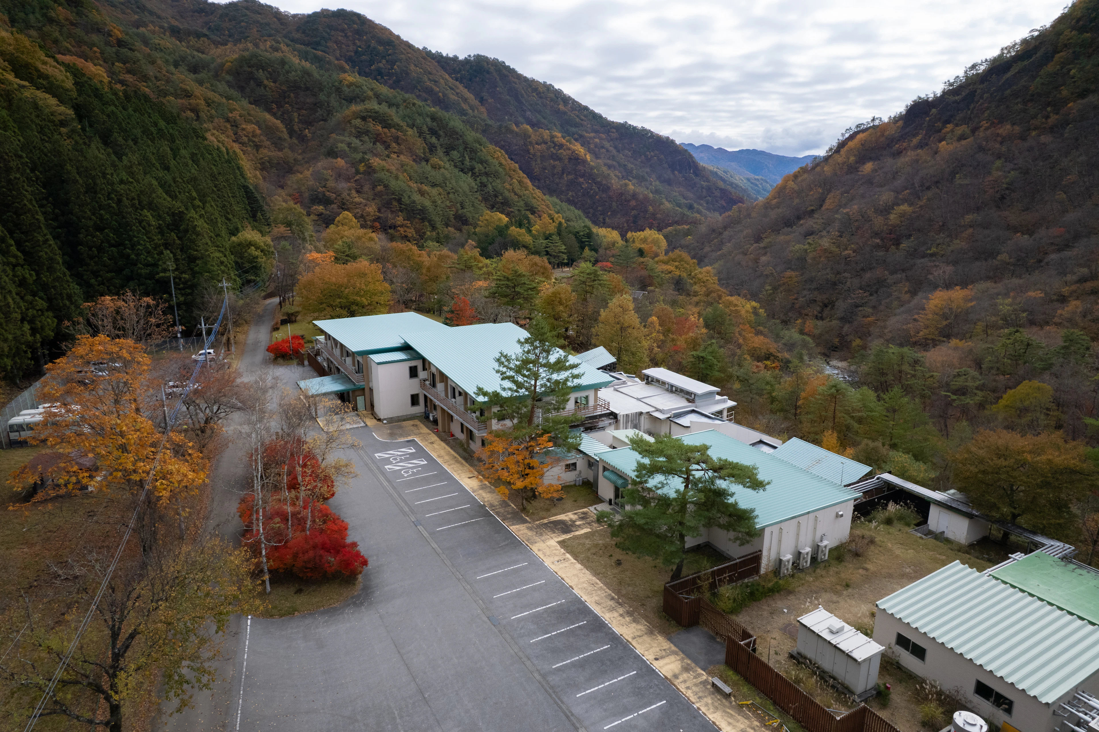 秋の絶景と豊かな自然に浸る寛ぎの宿特集