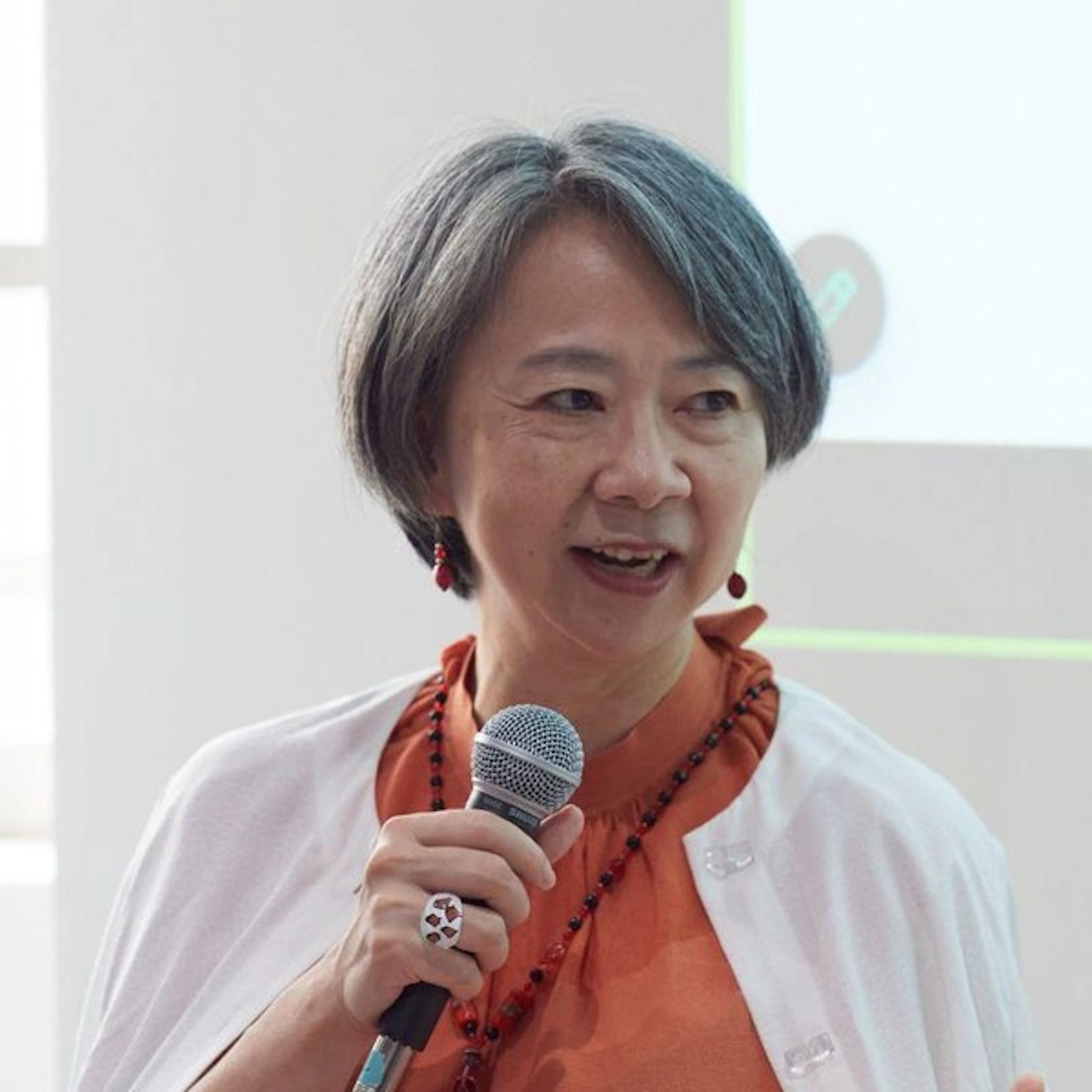 篠田 真貴子(しのだ・まきこ)
