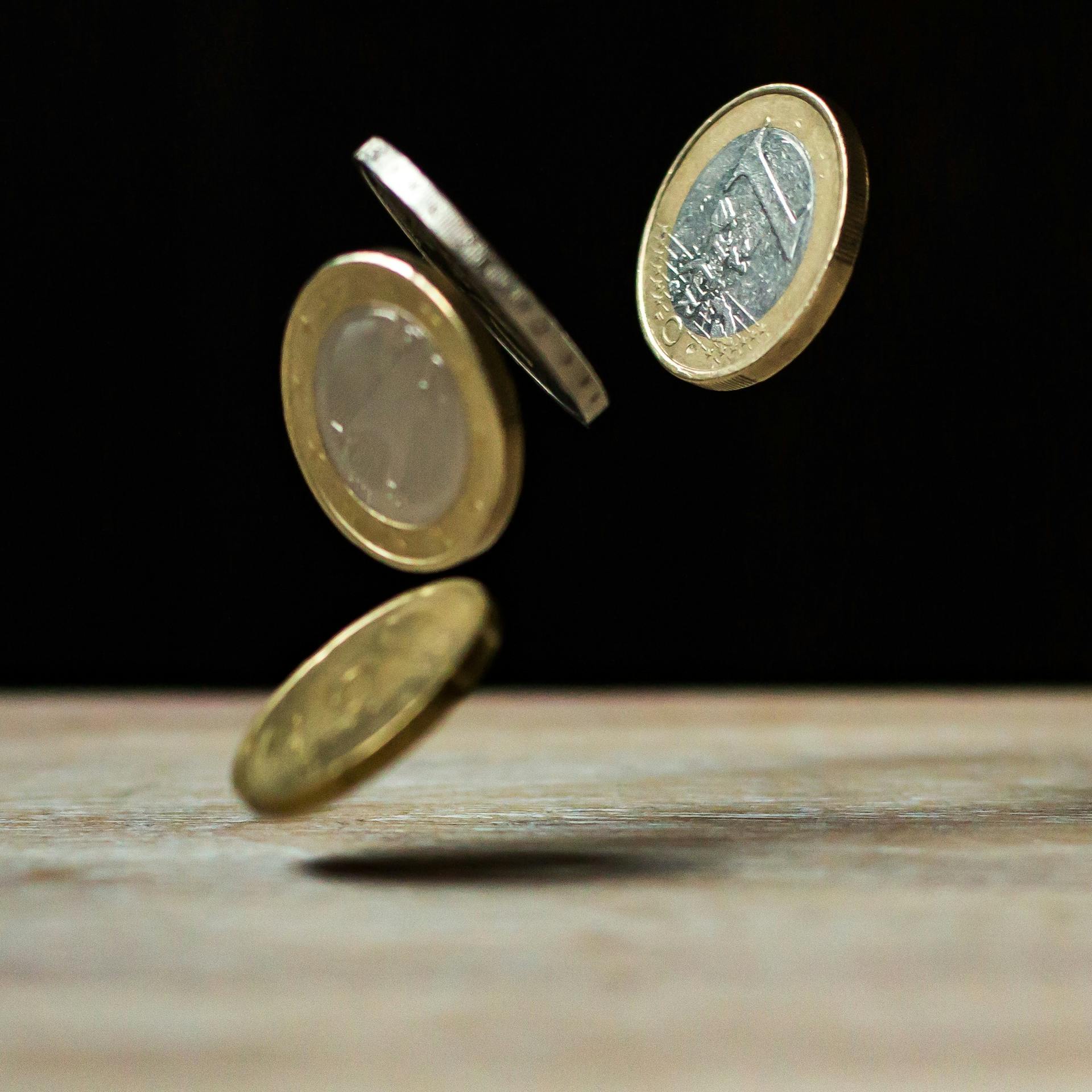 弱い相場でも投機筋はロングポジションを維持、下落の本番はこれからか？