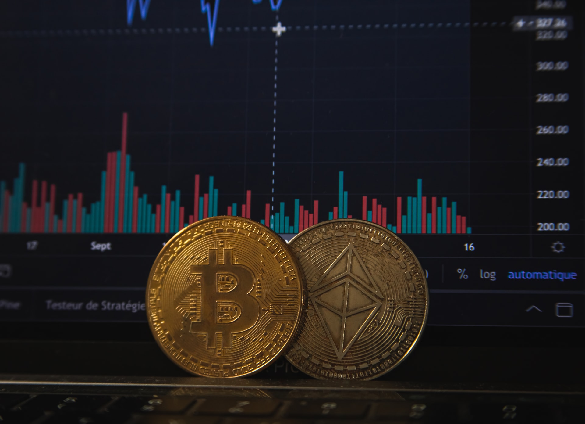 Bitcoin Weekly Review: 足元では弱気材料が増加、一方オンチェーンでは相場のターニングポイント示される