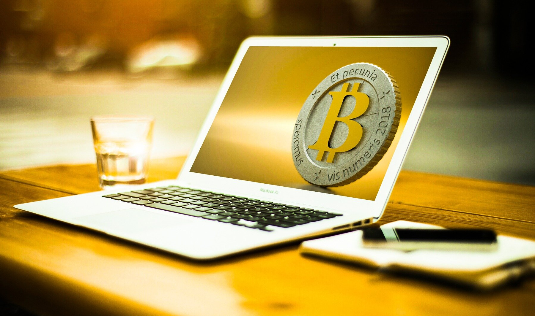 【初心者向け】仮想通貨の特徴やその種類・関連する言葉の意味について！